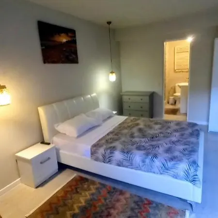 Πανσιόν Solaria House Mamaia 3*