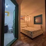 Solaria House Mamaia 3* 那沃达利